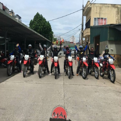 Vietnam -Laos - cambodia Motorbike Tour - Andrew Cross – Group 12 persons ( July 2017)