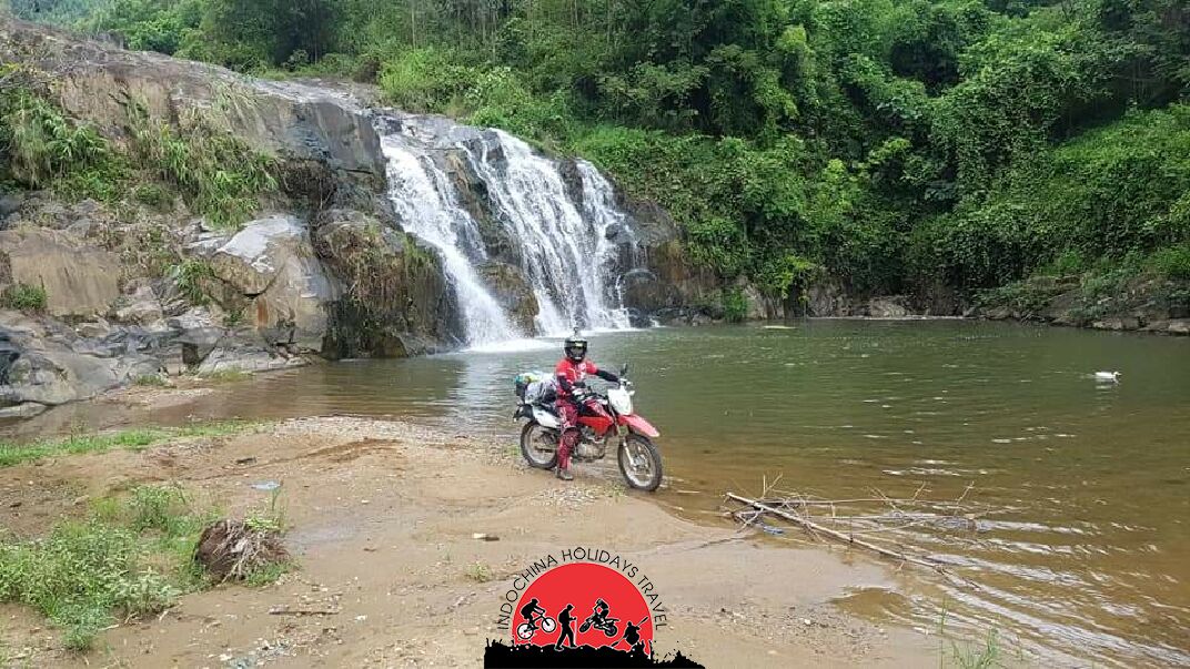 Luang Prabang Motorcycle To Nong Khiaw - Sam Neua - 4 Days