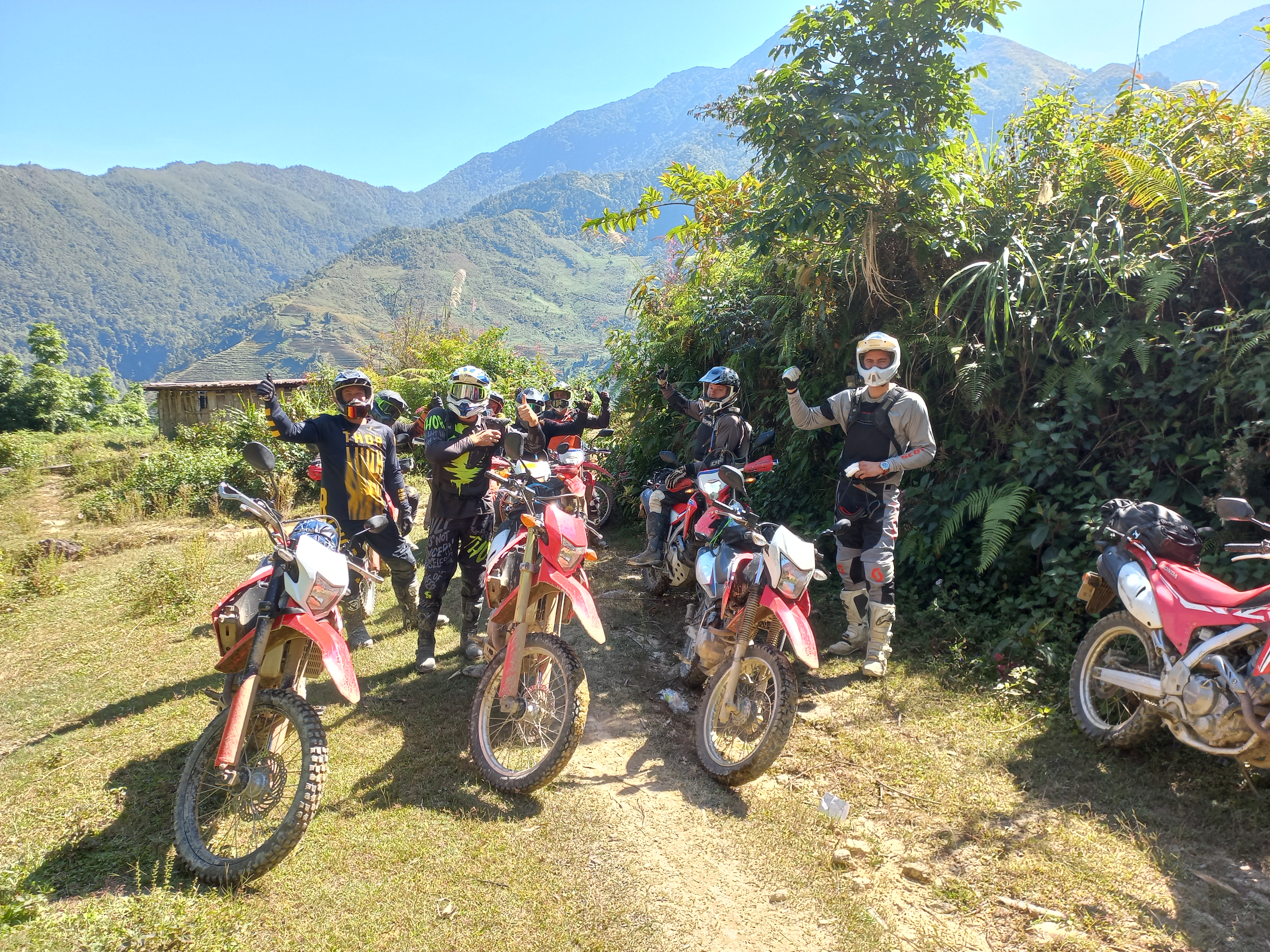 10 Days Northern Laos Experience Motorbike Tour
